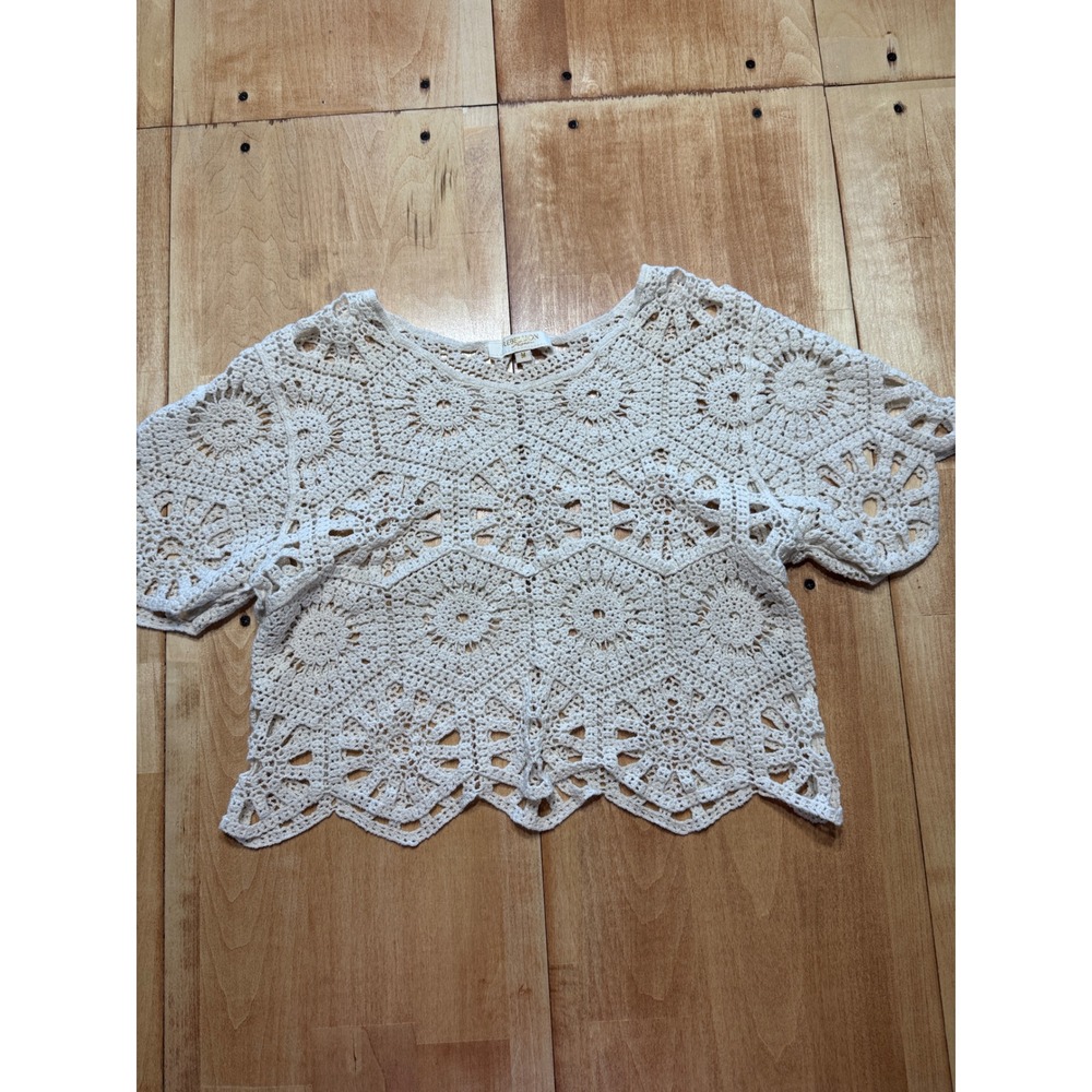 Rebellion Again Cream Cotton Crochet Boho Crop Top Short Sleeve Medium Floral